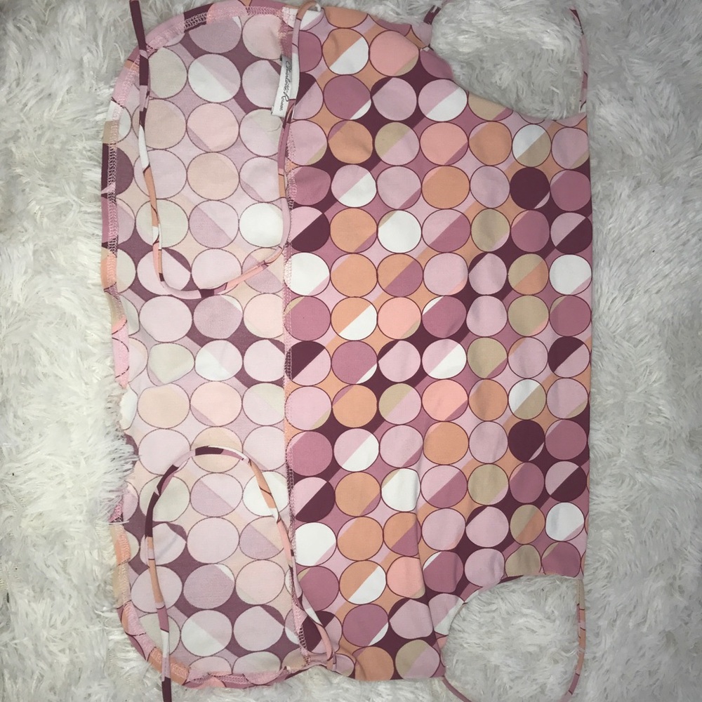 Backless tie-up Top - Picture 2 of 2
